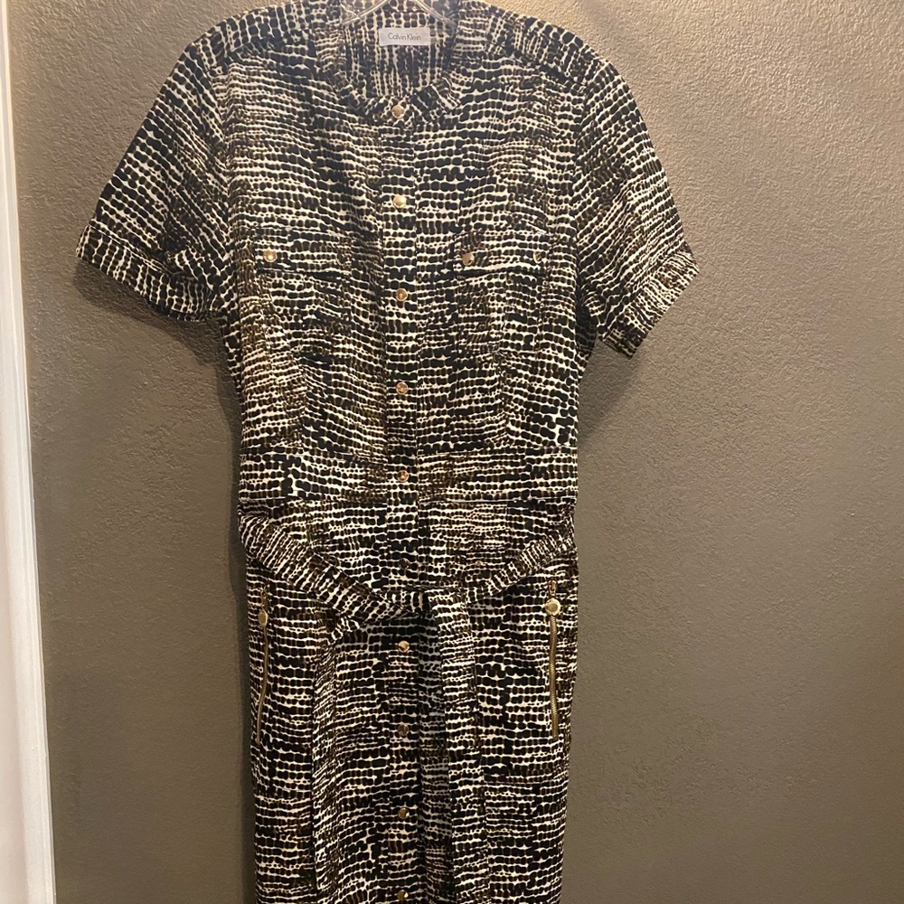 Calvin Klein dress.  Size 14 NWOT brown and white